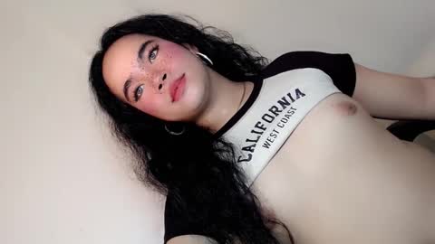 Snapshot of crazy_vixen chatting on 01.06.25 Hot Ayisha online show from 01.06.25