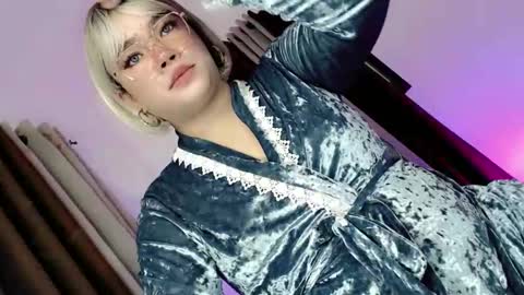 Snapshot of crazy_vixen chatting on 03.30.26 Hot Ayisha online show from 03.30.26