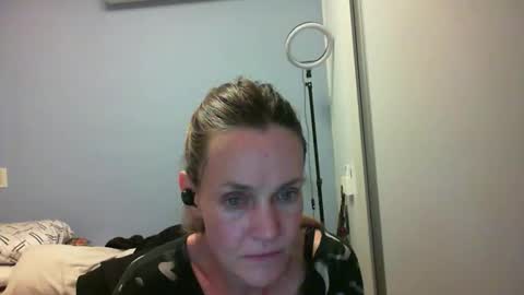 Anny online show from 11.03.25