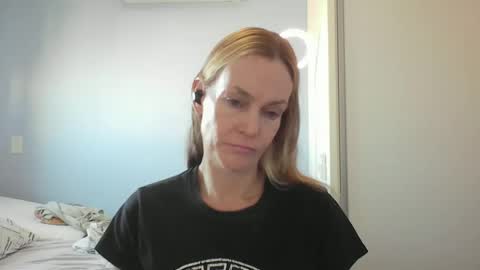 Anny online show from 03.16.26