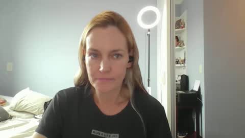 Anny online show from 04.07.26