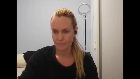 Anny online show from 05.15.26