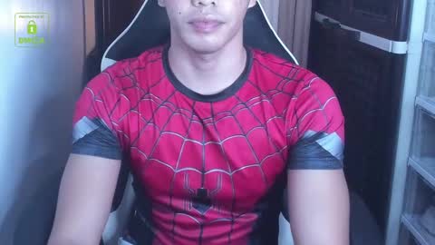 Snapshot of crazyasiancum chatting on 02.09.25 Zion online show from 02.09.25