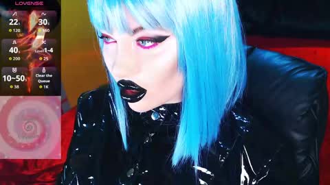 Snapshot of crazypinkyball chatting on 04.26.26 Roxy online show from 04.26.26