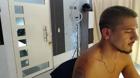 Snapshot of crazyybull chatting on 03.12.26 Bull online show from 03.12.26