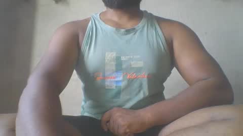 Snapshot of crazzy_booy chatting on 09.24.25 crazzy_booy online show from 09.24.25