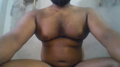 Snapshot of crazzy_booy chatting on 06.01.26 crazzy_booy online show from 06.01.26