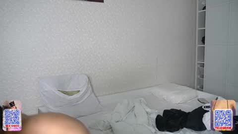 Snapshot of cream_fucks chatting on 09.28.25 MarcoPolly online show from 09.28.25