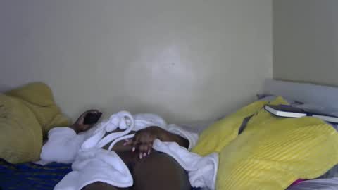 Snapshot of cream_squirts10 chatting on 04.18.26 squirts10 online show from 04.18.26
