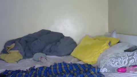 Snapshot of cream_squirts10 chatting on 04.19.26 squirts10 online show from 04.19.26