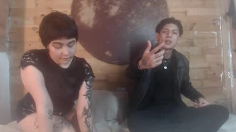 Snapshot of creampie_couple1 chatting on 01.01.25  CAMILA Y SEBASTIAN online show from 01.01.25