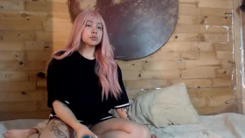 Snapshot of creampie_couple1 chatting on 01.03.25  CAMILA Y SEBASTIAN online show from 01.03.25