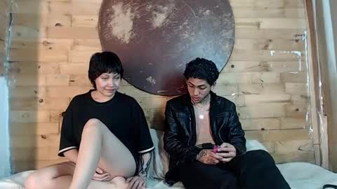 Snapshot of creampie_couple1 chatting on 01.15.25  CAMILA Y SEBASTIAN online show from 01.15.25