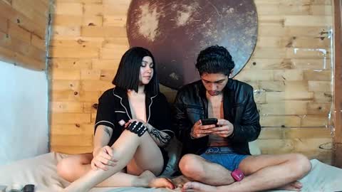Snapshot of creampie_couple1 chatting on 01.29.25  CAMILA Y SEBASTIAN online show from 01.29.25