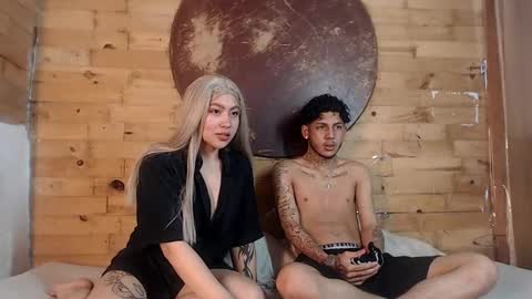 Snapshot of creampie_couple1 chatting on 02.10.25  CAMILA Y SEBASTIAN online show from 02.10.25