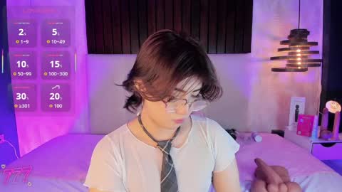 Snapshot of creamy_angelo chatting on 04.23.26 creamy_angelo online show from 04.23.26