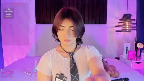Snapshot of creamy_angelo chatting on 05.24.26 creamy_angelo online show from 05.24.26