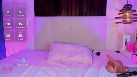Snapshot of creamy_angelo chatting on 05.26.26 creamy_angelo online show from 05.26.26