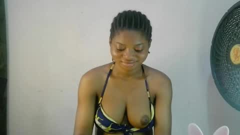 Snapshot of creamy_babyx chatting on 05.16.26 Creamy babyx online show from 05.16.26