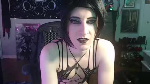 Sylvia online show from 02.23.25