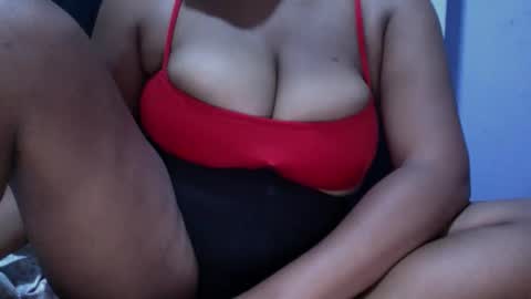 Snapshot of creamycocobabe chatting on 05.17.26 CreamyCocoBabe online show from 05.17.26