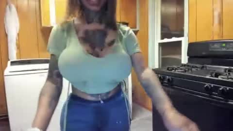 CreamyExotica online show from 07.18.26