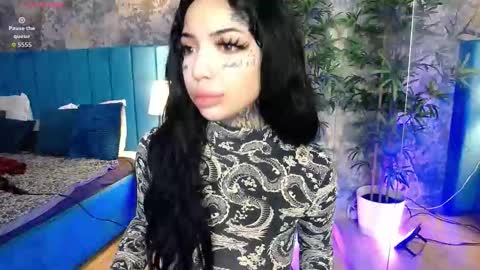 Snapshot of creamyinkk chatting on 02.10.26 Sophie online show from 02.10.26