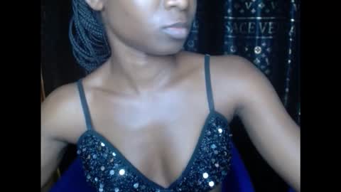 Snapshot of creamyxsugar chatting on 09.12.25 creamyxsugar online show from 09.12.25