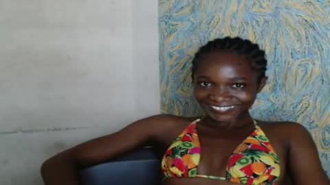 Snapshot of creamyxsugar chatting on 09.28.25 creamyxsugar online show from 09.28.25