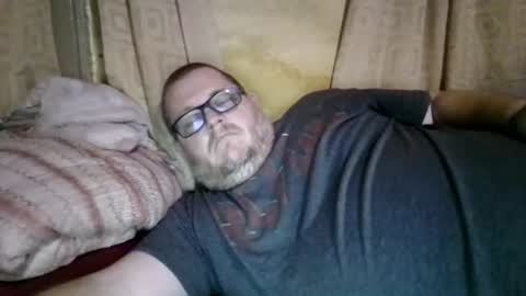 Snapshot of creeeping_death chatting on 06.22.26 The hopeless romantic online show from 06.22.26
