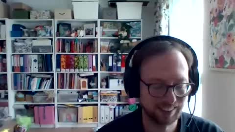 Snapshot of creloxp chatting on 09.17.25 creloxp online show from 09.17.25