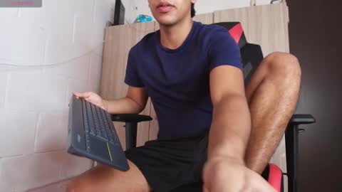 Snapshot of crh58_ chatting on 02.18.26 crh58_ online show from 02.18.26