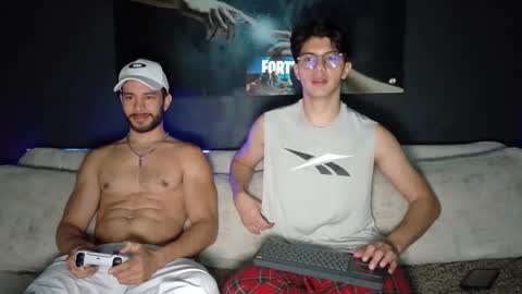 Snapshot of crhistian1_ chatting on 04.10.26 CRHISTIAN online show from 04.10.26