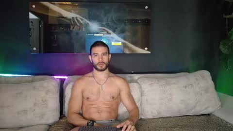 Snapshot of crhistian1_ chatting on 04.12.26 CRHISTIAN online show from 04.12.26