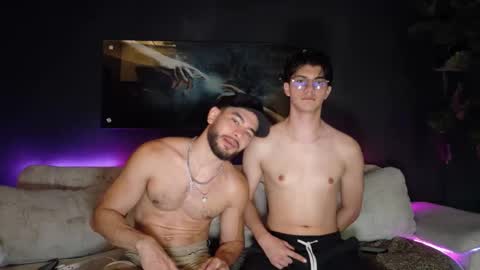 Snapshot of crhistian1_ chatting on 04.16.26 CRHISTIAN online show from 04.16.26