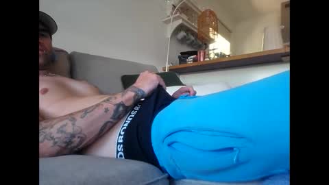 Snapshot of crimcouple chatting on 02.02.26 crimcouple online show from 02.02.26