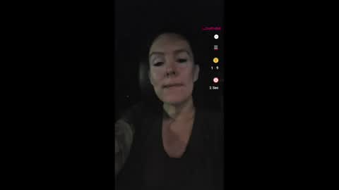 Snapshot of crimsongingerale chatting on 03.31.26 crimsongingerale online show from 03.31.26