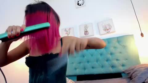 cris_dulce online show from 12.14.25