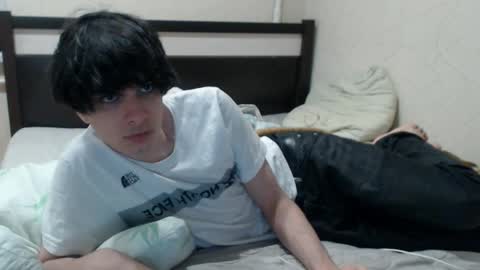 Snapshot of cris_peace chatting on 11.26.25 JOIN IN A FAN CLUB AND YOU WILL HAVE 90 OF MY PHOTOVIDEO FREE FANSLY - online show from 11.26.25