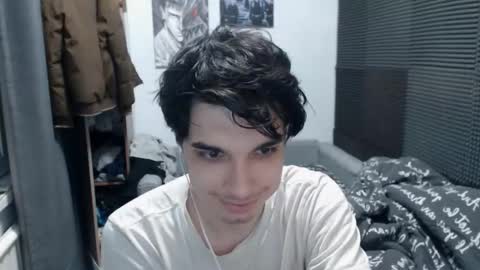 Snapshot of cris_peace chatting on 03.24.26 JOIN IN A FAN CLUB AND YOU WILL HAVE 90 OF MY PHOTOVIDEO FREE FANSLY - online show from 03.24.26