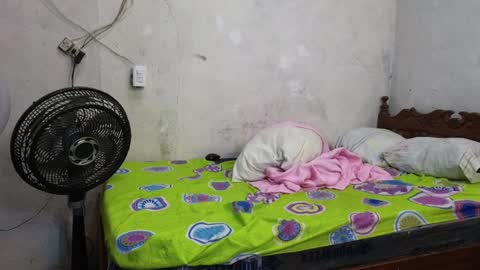 cris_simons online show from 12.30.24