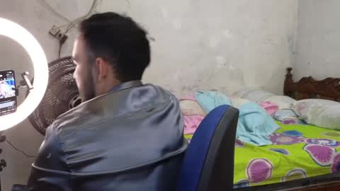 cris_simons online show from 12.31.24