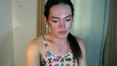 Snapshot of cris_slut08 chatting on 10.11.25 my beautiful cris online show from 10.11.25