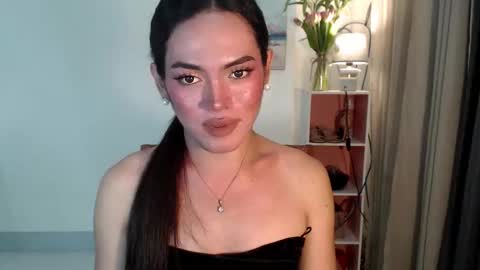 Snapshot of cris_slut08 chatting on 10.18.25 my beautiful cris online show from 10.18.25