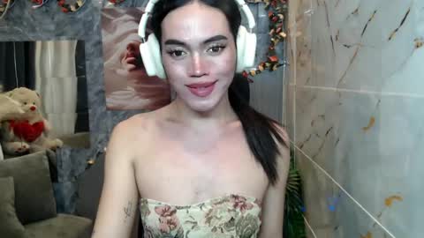 Snapshot of cris_slut08 chatting on 07.07.26 my beautiful cris online show from 07.07.26