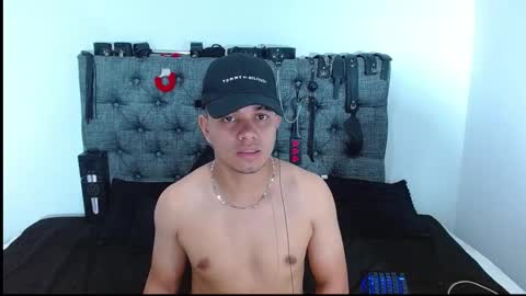 CRISANDMERY online show from 02.17.25