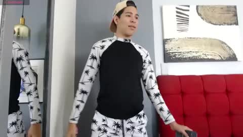 Cris Evanz online show from 02.28.25