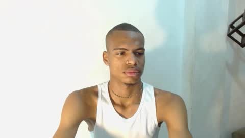 criss_zuri online show from 10.09.25