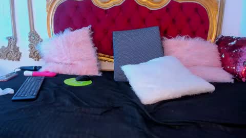 Cristal  online show from 03.03.26