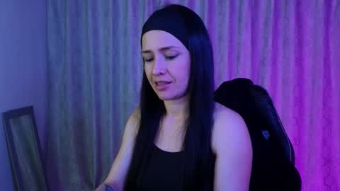 Snapshot of cristal_hilton_10 chatting on 02.27.26 Alejandra from Wednesday to Saturday from 1000 pm to 400 am Colombian hour online show from 02.27.26